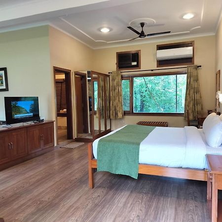 Bel-La Monde Hotel "Riverside" - Jim Corbett Garjia Exterior photo