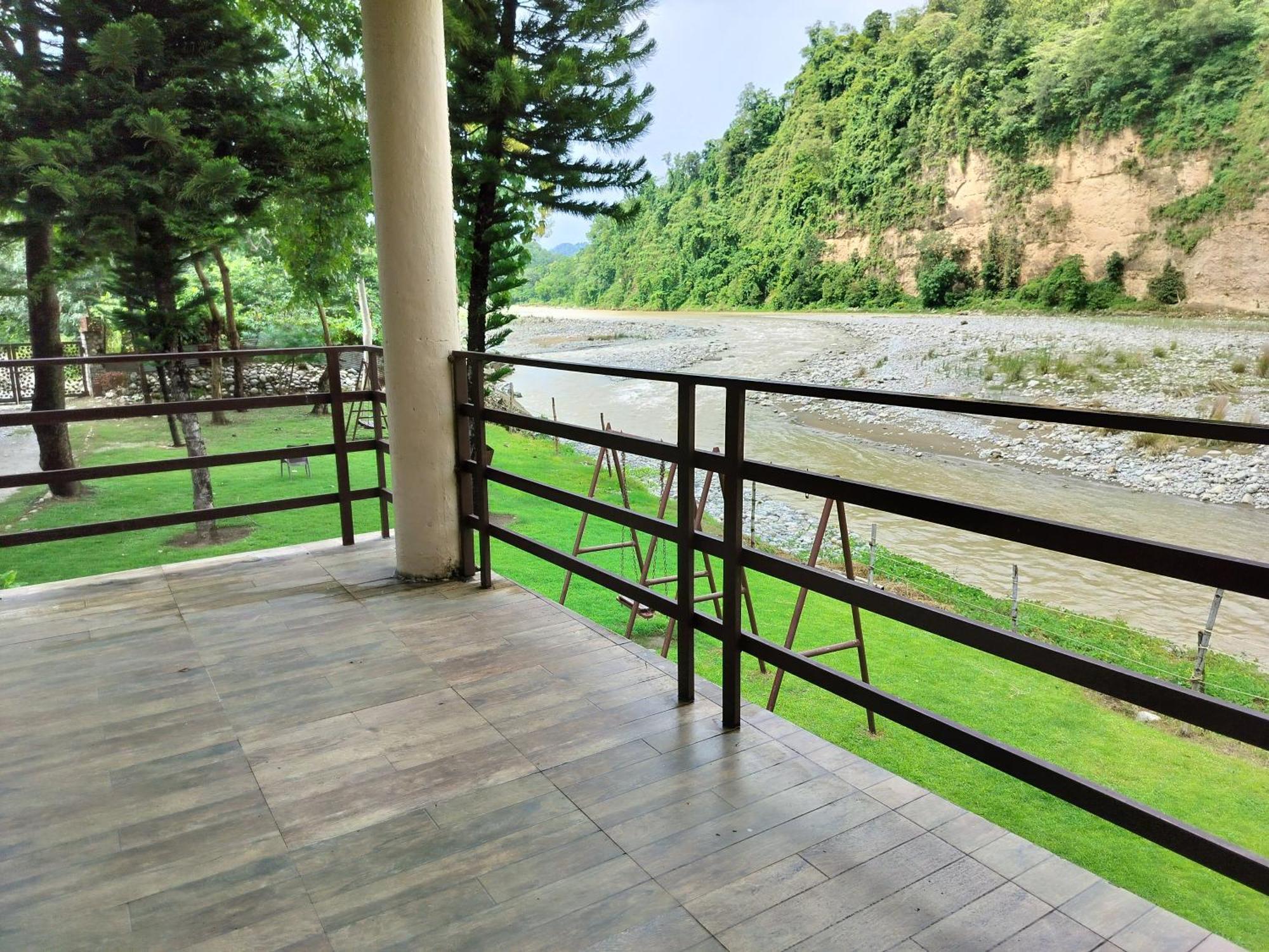 Bel-La Monde Hotel "Riverside" - Jim Corbett Garjia Exterior photo