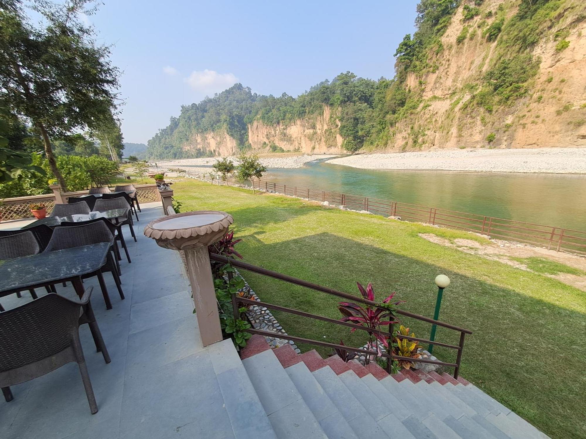 Bel-La Monde Hotel "Riverside" - Jim Corbett Garjia Exterior photo