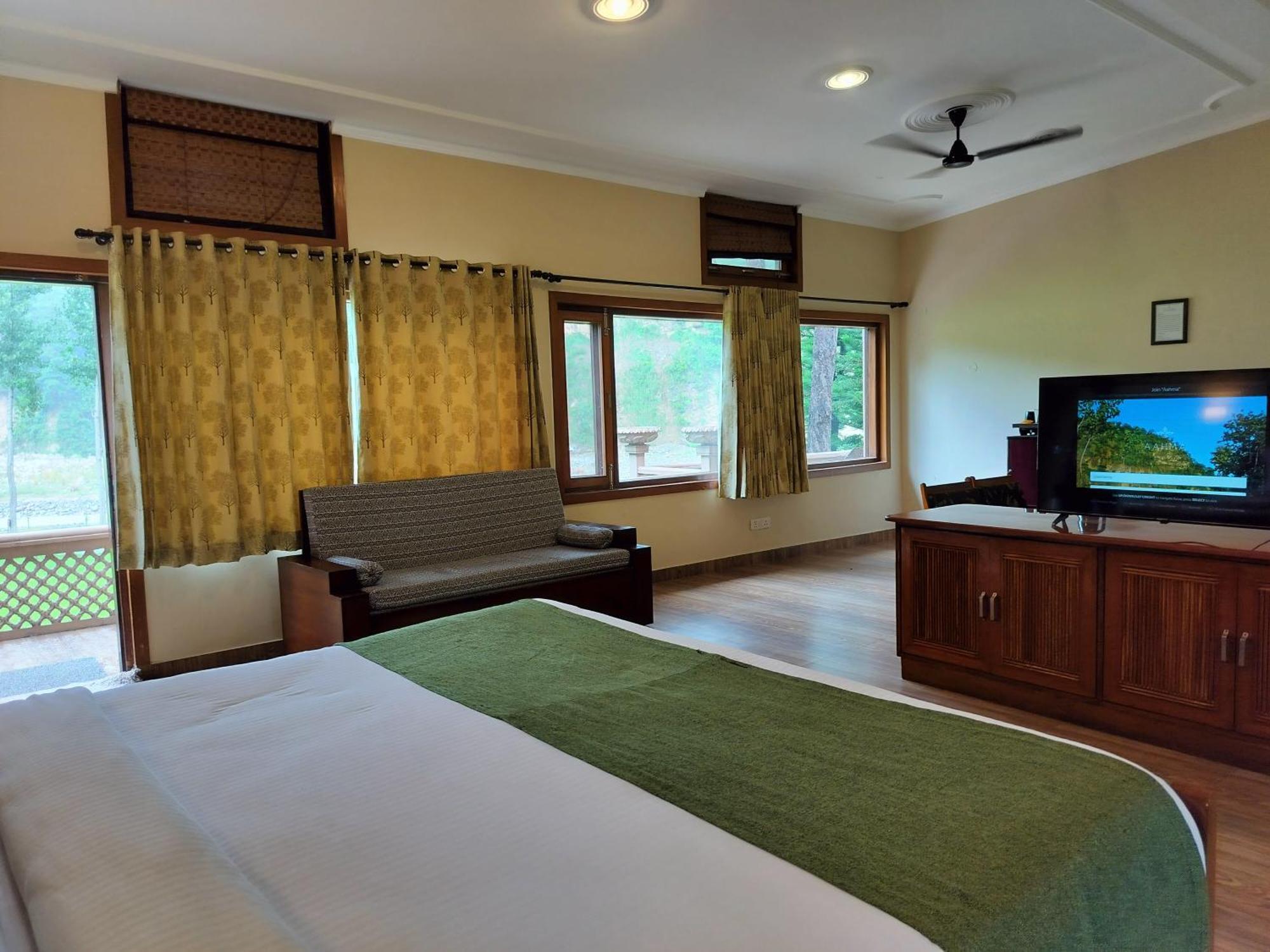 Bel-La Monde Hotel "Riverside" - Jim Corbett Garjia Exterior photo