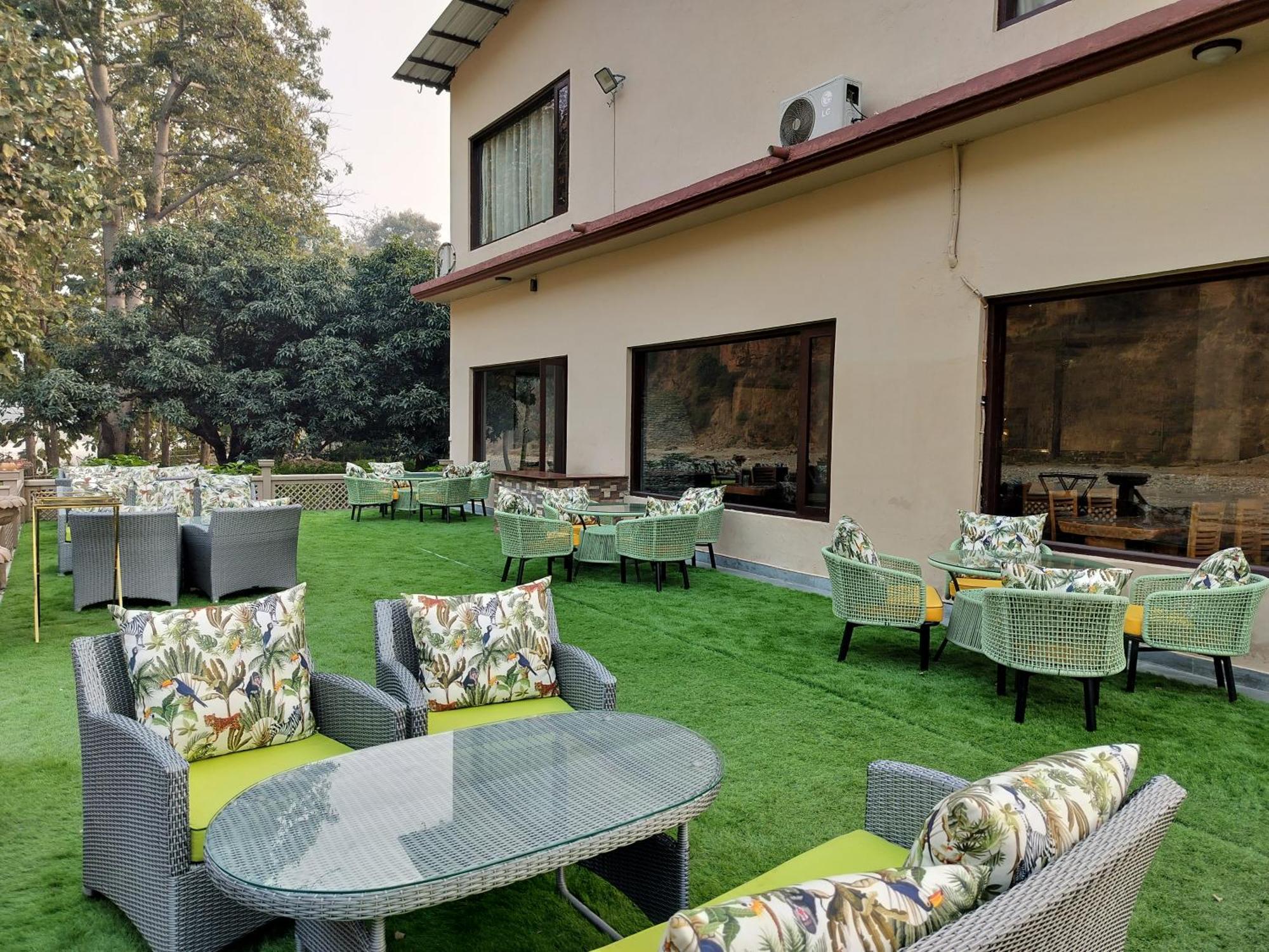 Bel-La Monde Hotel "Riverside" - Jim Corbett Garjia Exterior photo