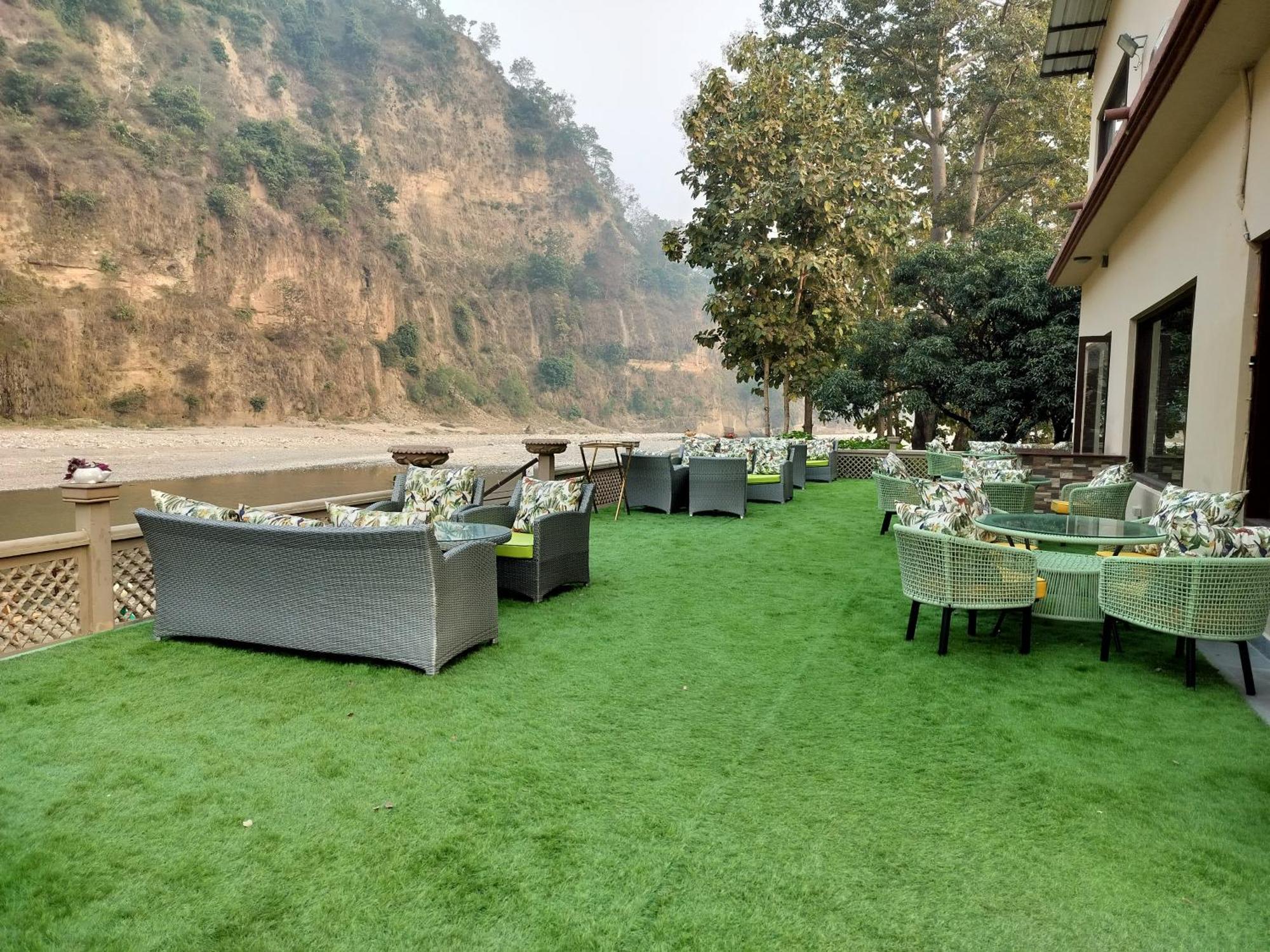 Bel-La Monde Hotel "Riverside" - Jim Corbett Garjia Exterior photo